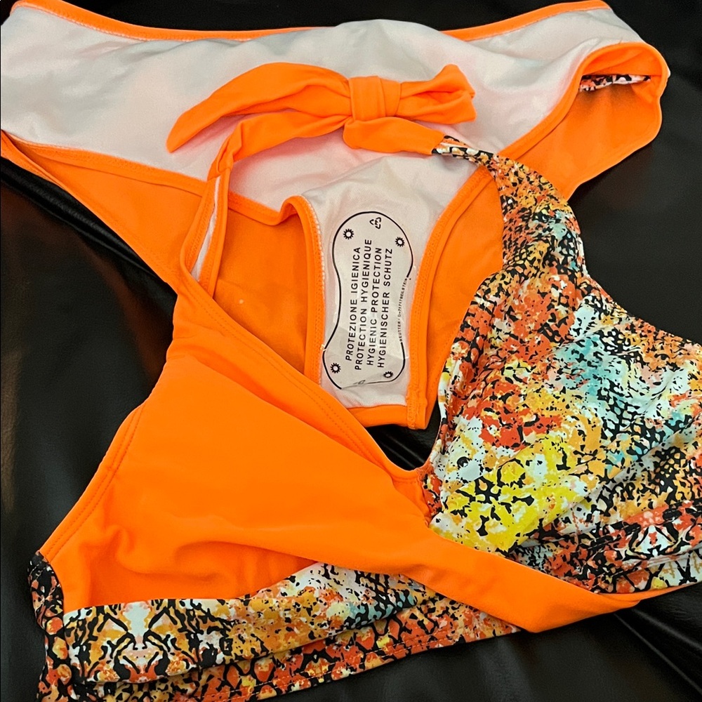 Source Unknown Vibrant Orange And Multicolor Biki… - image 3